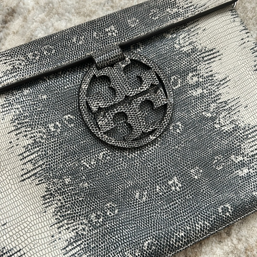 tory burch unique snakeskin ombré handbag with chain strap - Picture 2 of 7